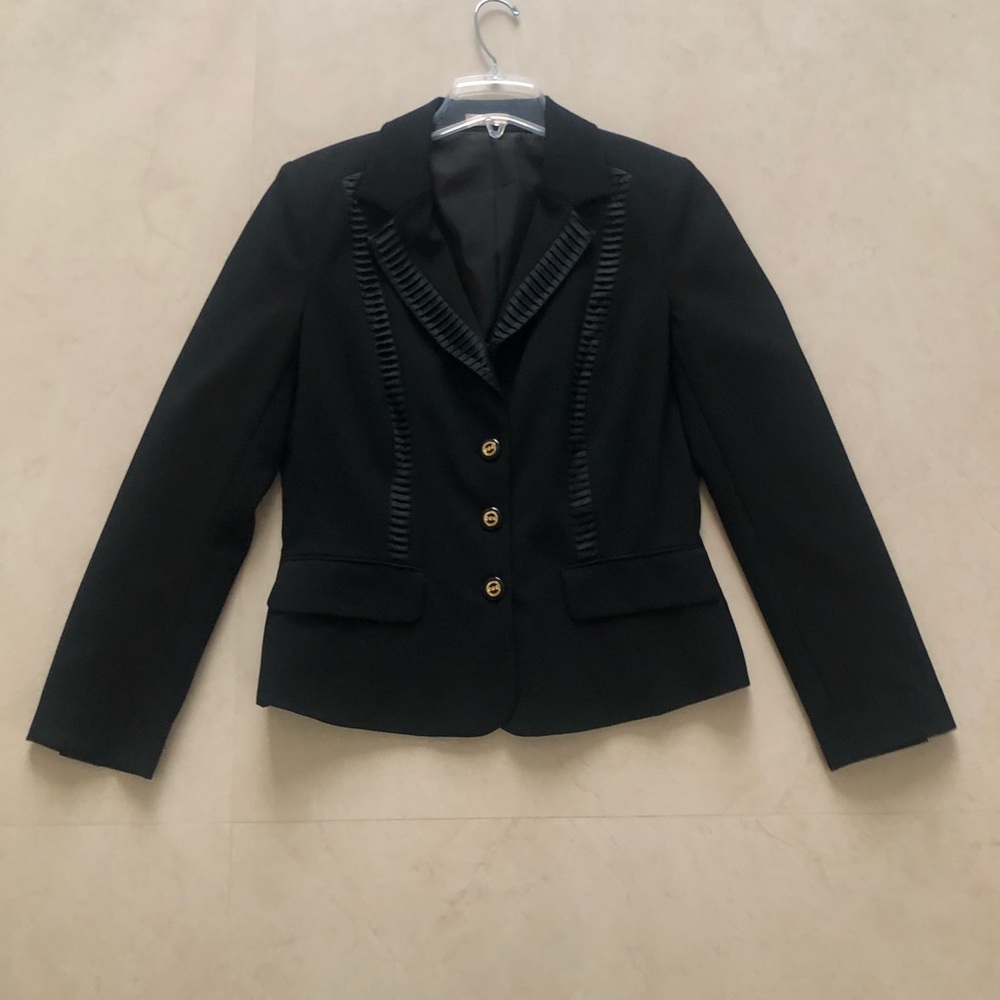 Gorgeous!Caché Black Tuxedo Pants Suit Pants Sz 6 Jacket SZ 10 (See Description)